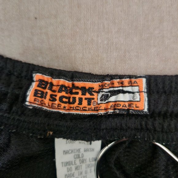 Black Biscuit black and red men's hockey pants - Picture 9 of 10